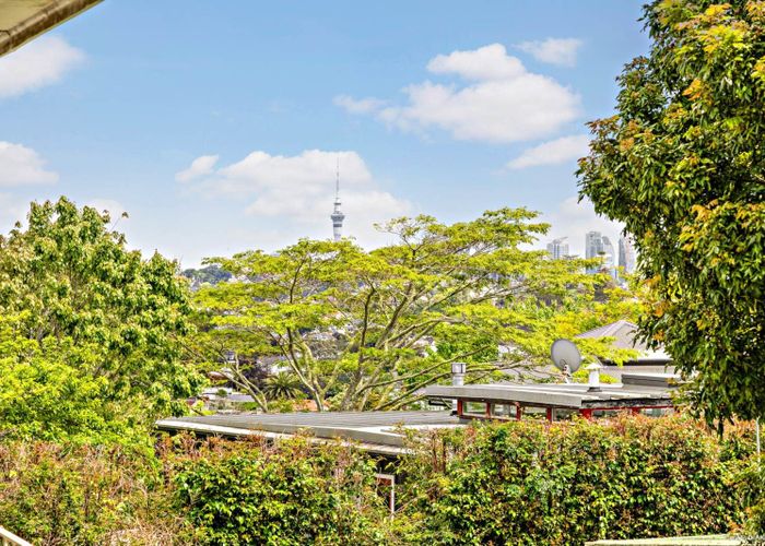  at 4/25 Martin Avenue, Remuera, Auckland City, Auckland