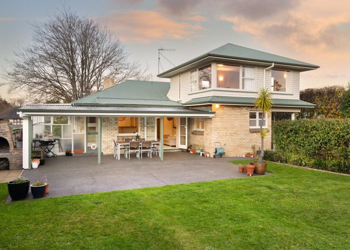  at 27 Casey Avenue, Fairfield, Hamilton, Waikato
