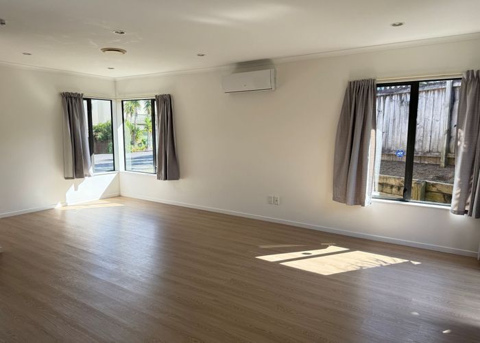  at 9 Ksenia Dr, Flat Bush, Manukau City, Auckland