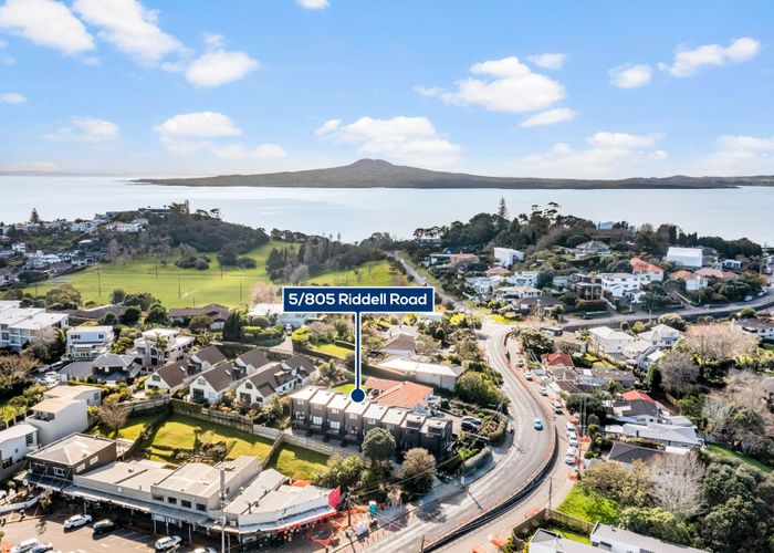  at 5/805 Riddell Road, St Heliers, Auckland