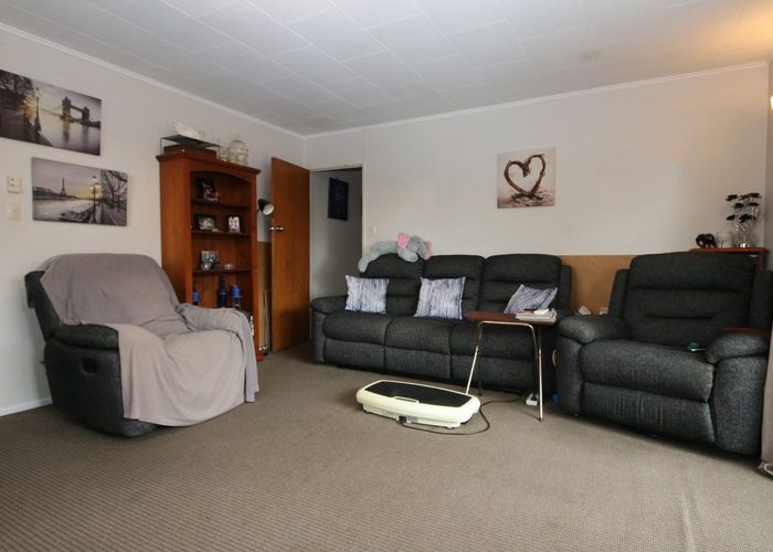  at 90 Dunbeath Crescent, Kew, Invercargill, Southland