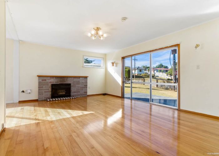  at 51 Farquhar Road, Glendene, Auckland