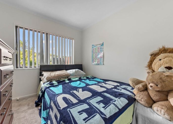  at 2/45 Makora Road, Massey, Waitakere City, Auckland