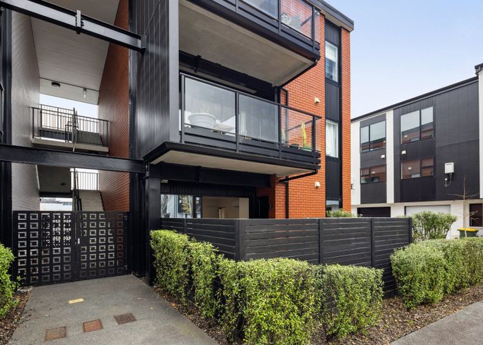  at 1/182 London Street, Hamilton City Central, Hamilton, Waikato
