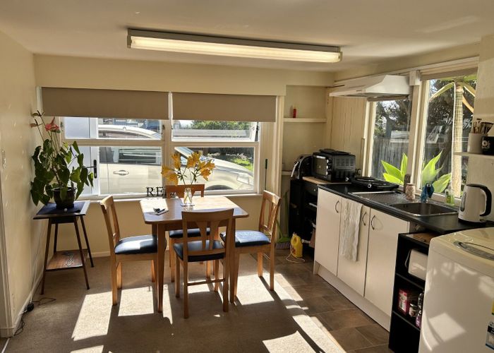  at 5 Seaview Road, Paraparaumu Beach, Kapiti Coast, Wellington
