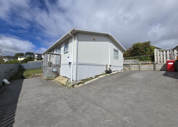  at 10A York Place, Cannons Creek, Porirua, Wellington