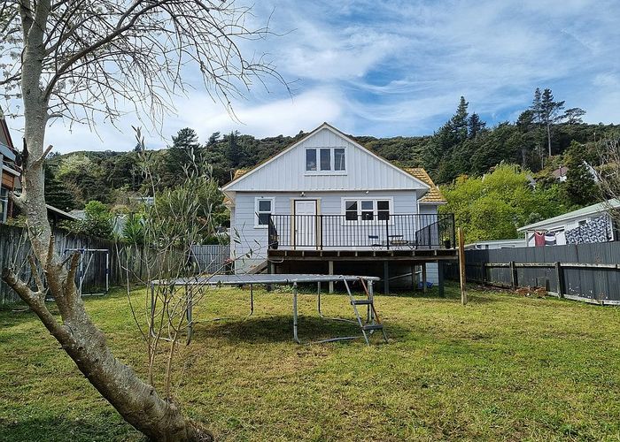  at 104 Coast Road, Wainuiomata, Lower Hutt