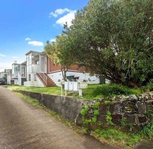  at 2/402 Mount Albert Road, Mount Albert, Auckland City, Auckland