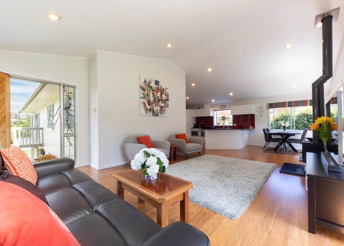  at 60 Spence Road, Henderson, Auckland