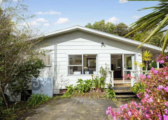  at 28 Annison Avenue, Glen Eden, Waitakere City, Auckland