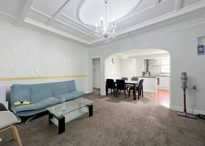  at 1 Wilson Street, Hamilton East, Hamilton