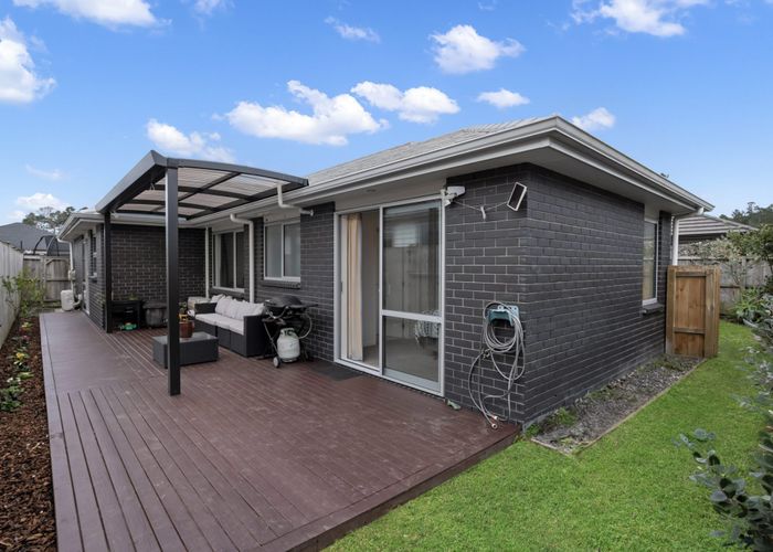  at 15 Moemoea Avenue, Kumeu, Rodney, Auckland