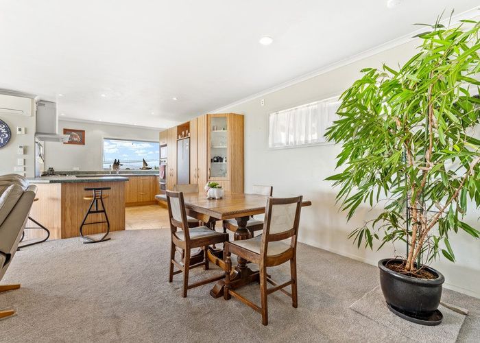  at 12 Rishworth Avenue, Stanmore Bay, Rodney, Auckland