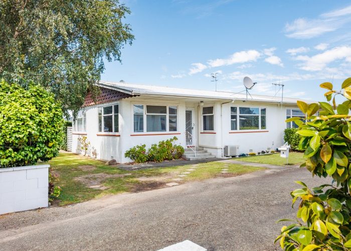  at 1 Kiwi Court, Roslyn, Palmerston North