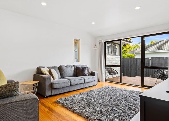  at 8 Westburn Terrace, Burnside, Christchurch