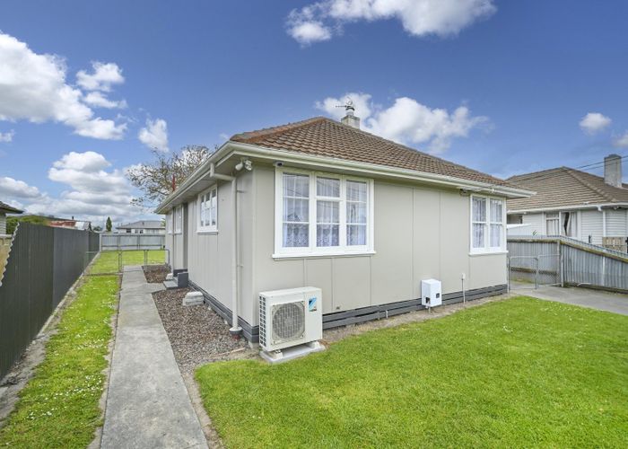 at 404 Montgomery Street, Raureka, Hastings