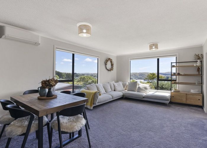  at 9B Colchester Crescent, Newlands, Wellington