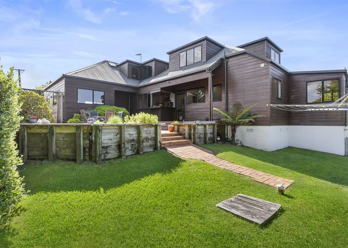 For sale 257 Point View Drive, Dannemora, Manukau City, Auckland