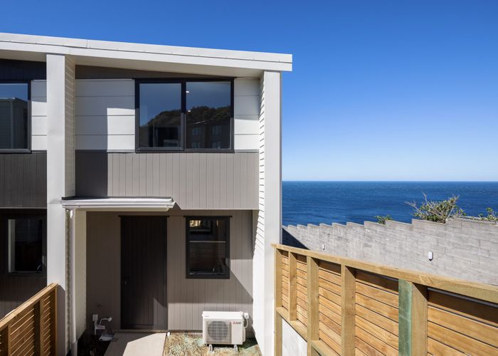  at 1/52 High St, Island Bay, Wellington, Wellington