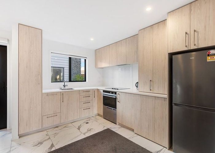  at 2/318 Armagh Street, City Centre, Christchurch City, Canterbury