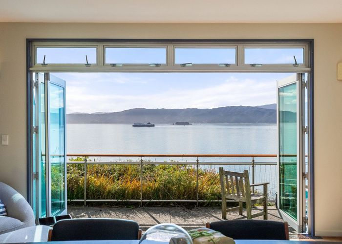  at 365 Karaka Bay Road, Karaka Bays, Wellington, Wellington