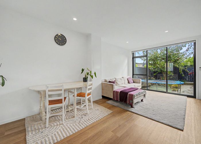  at 22 Tuhono Street, Manukau, Manukau City, Auckland