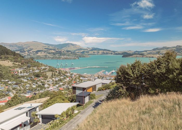  at 11 Hyllton Heights, Lyttelton, Banks Peninsula, Canterbury