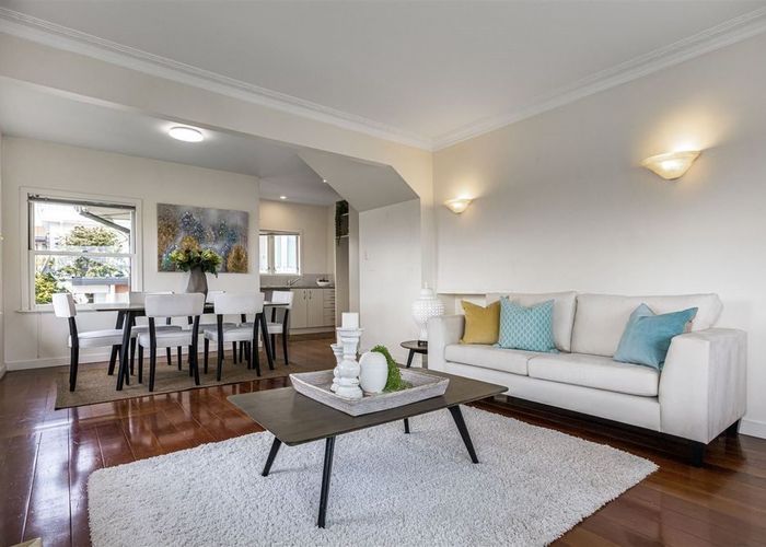  at 85 Stanley Point Road, Stanley Point, Auckland