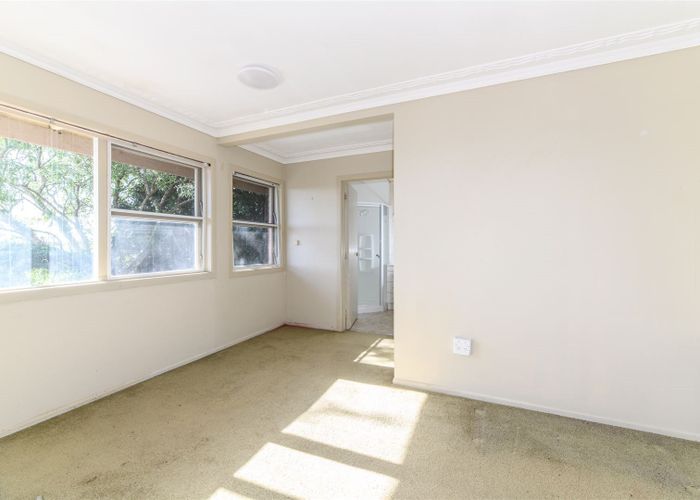  at 32 Anita Avenue, Mount Roskill, Auckland