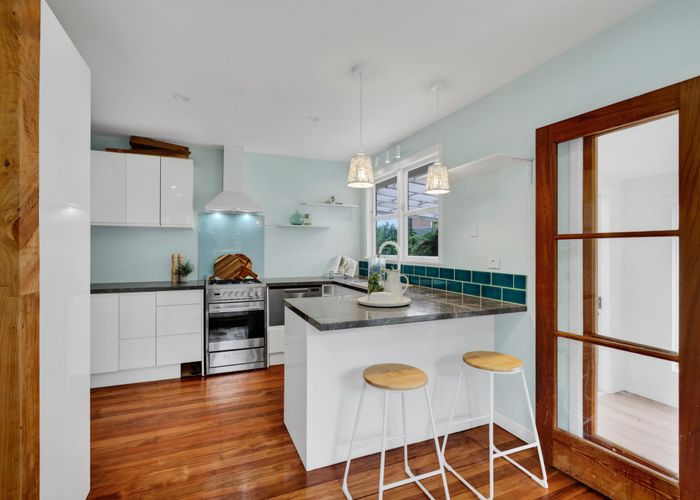  at 7 Upjohn Street, Vogeltown, New Plymouth, Taranaki