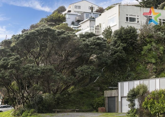  at 46 Shelly Bay Road, Maupuia, Wellington