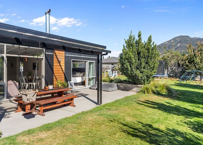  at 8 Bell Street, Lake Hawea, Wanaka, Otago