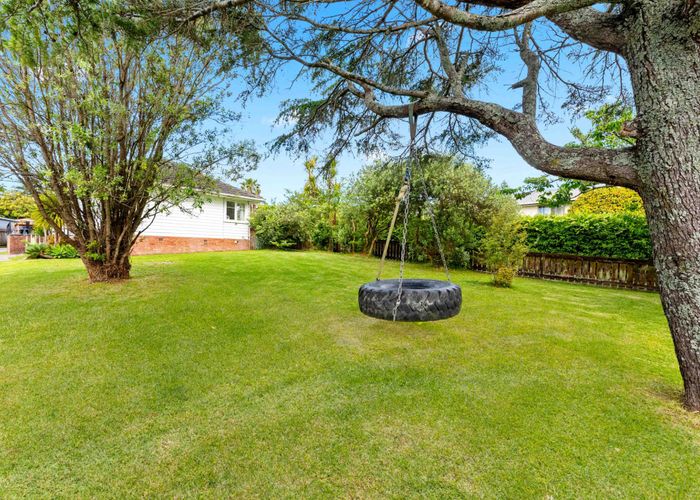  at 48 Amberley Avenue, Te Atatu South, Waitakere City, Auckland