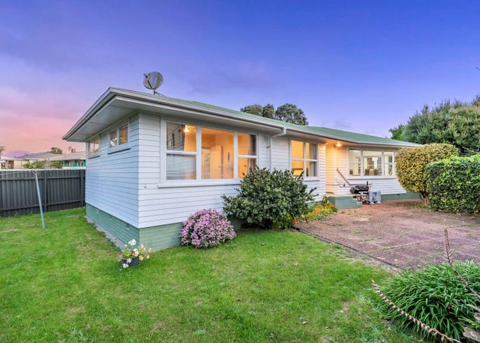  at 67 Te Kanawa Crescent, Henderson, Waitakere City, Auckland