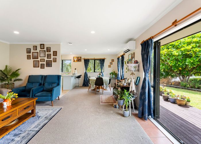  at 52 Wattle Farm Road, Wattle Downs, Manukau City, Auckland