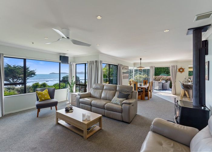  at 42 Ames Street, Paekakariki