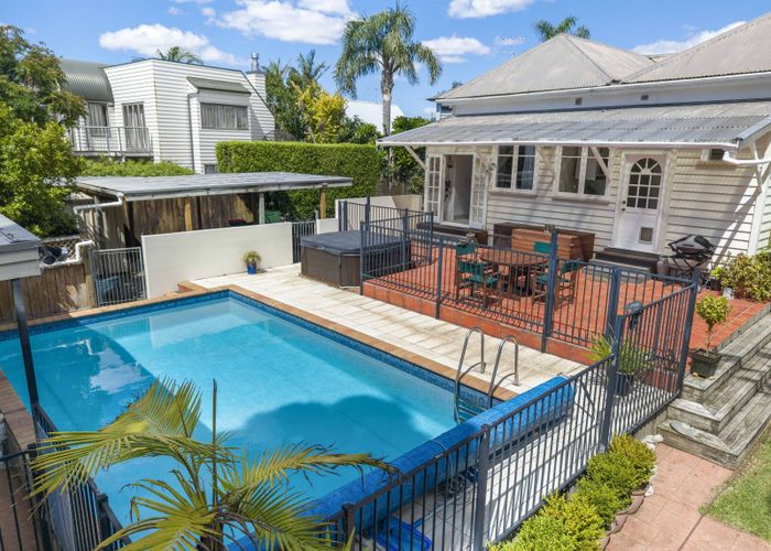  at 4/9 Lillington Road, Remuera, Auckland City, Auckland