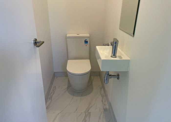  at 2/48 McLean Avenue, Papatoetoe, Manukau City, Auckland