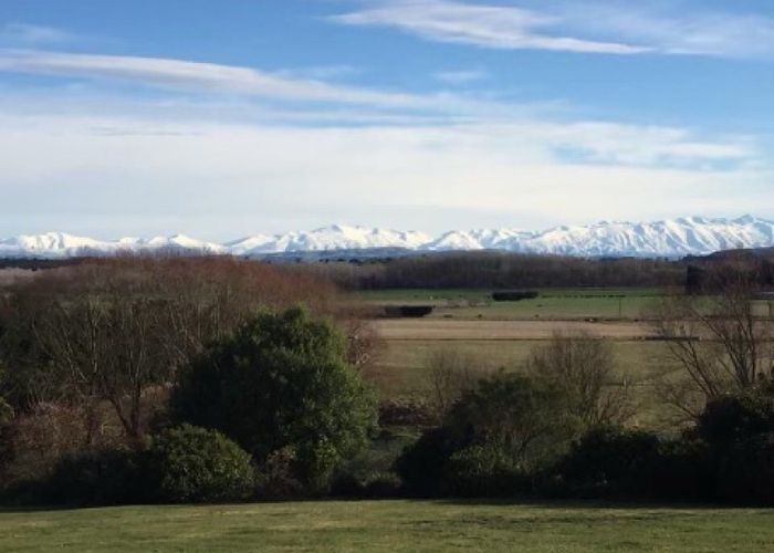  at 166 Longview Road, Sutherlands