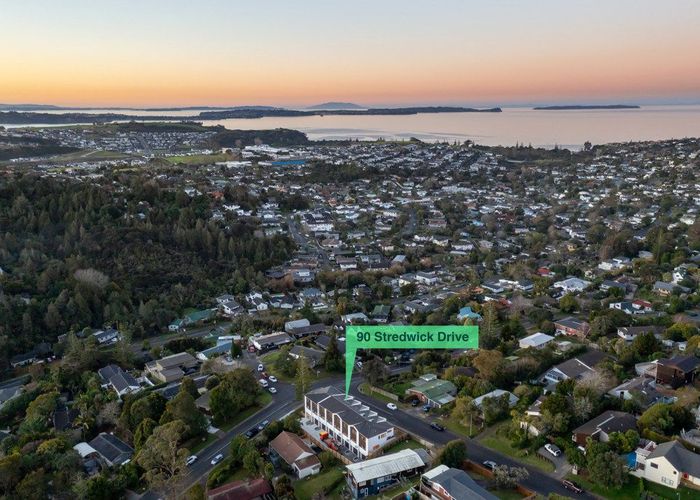  at 90 Stredwick Drive, Torbay, North Shore City, Auckland