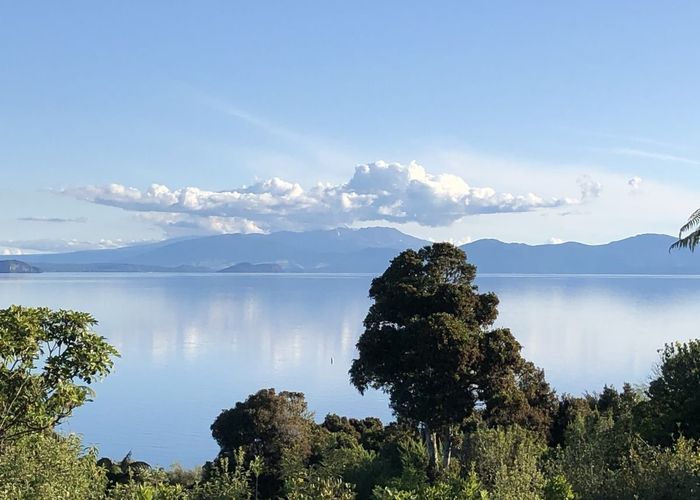  at 2/8 Whakamoenga Point, Taupo, Taupō
