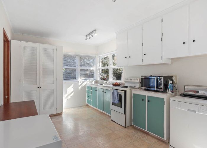  at 1/663 Te Atatu Road, Te Atatu Peninsula, Waitakere City, Auckland