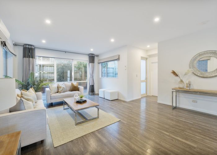  at 22 Sunshine Boulevard, Sunnyvale, Waitakere City, Auckland