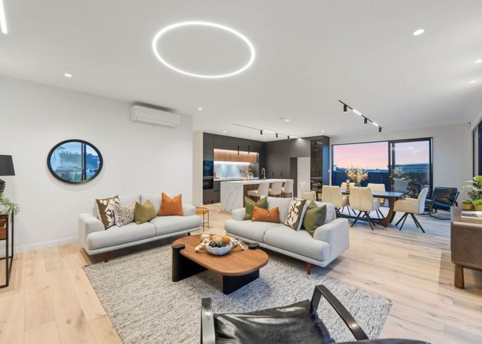  at 154 Te Oneroa Way, Long Bay, North Shore City, Auckland