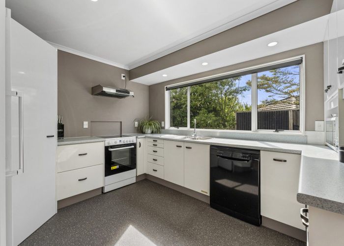  at 15 Robinson Terrace, Rangatira Park, Taupo