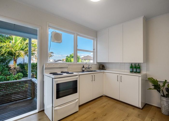For rent 15B Campbell Road, Takapuna, North Shore City, Auckland