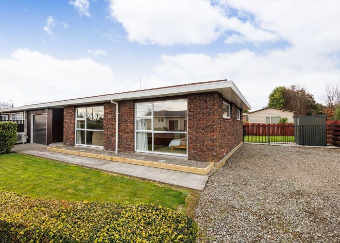  at 2 Wharite Place, Awapuni, Palmerston North, Manawatu / Whanganui
