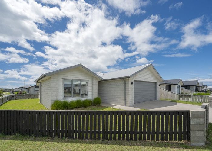  at 2 Unicorn Lane, Papamoa, Papamoa