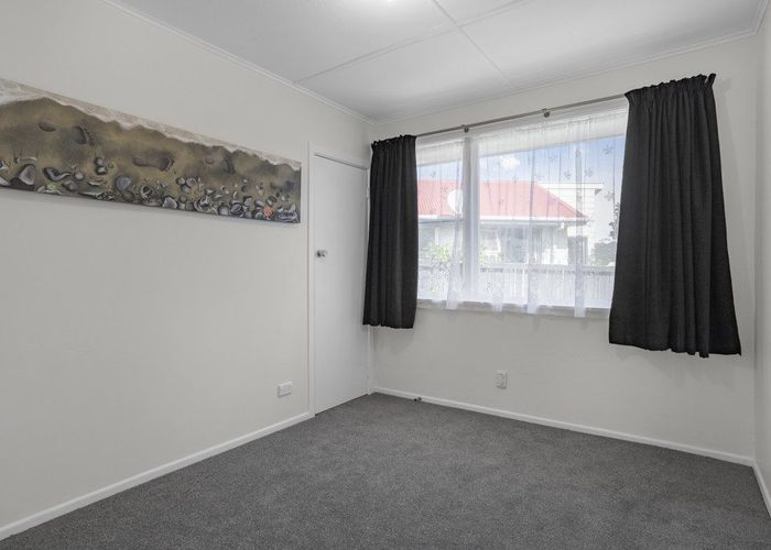  at 11 Dewsbury Grove, Wainuiomata, Lower Hutt