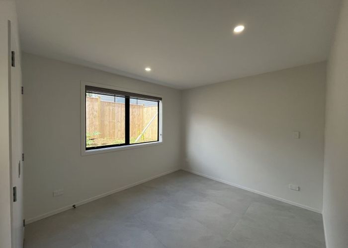  at 15A aronia way, Goodwood Heights, Manukau City, Auckland